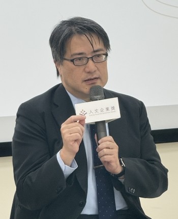 關渡醫院陳亮恭院長