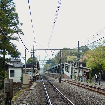 北鐮倉車站：《晚春》（1949），開頭出現代表電影舞台的場景。